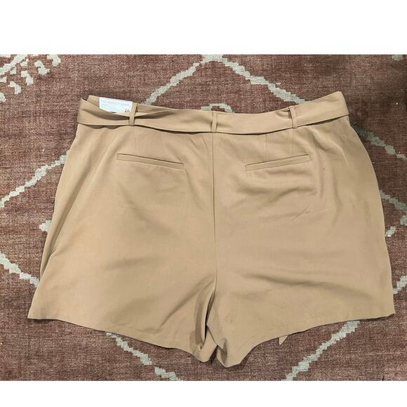 NWT Lane Bryant The Perfect Drape Shorts Size 26 Khaki Tan Vacation Summer - Picture 4 of 5